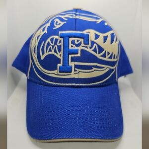 Diacontinued Florida Gators Starter Blue and Tan Gator Cap